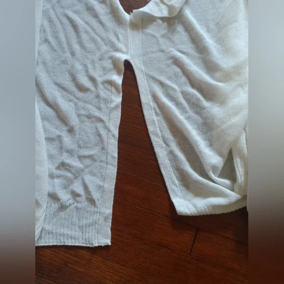 A New Day White Sleeveless Cardigan Lightweight NWOT - Picture 3 of 3